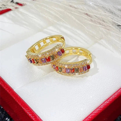 Pendiente Aro Piedras Oro 18K