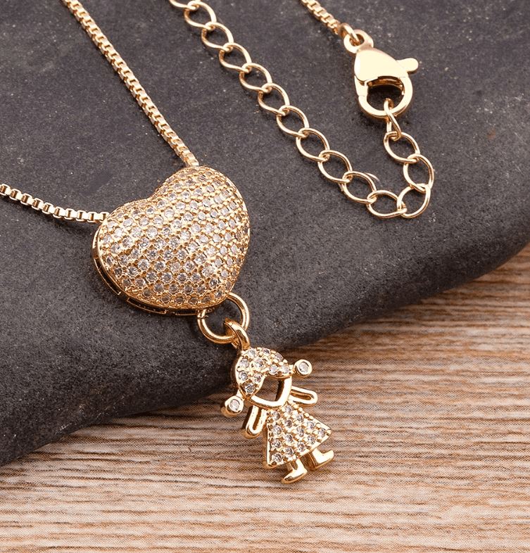 Collar Amor de Madre con Colgante en Baño de Oro de 18k